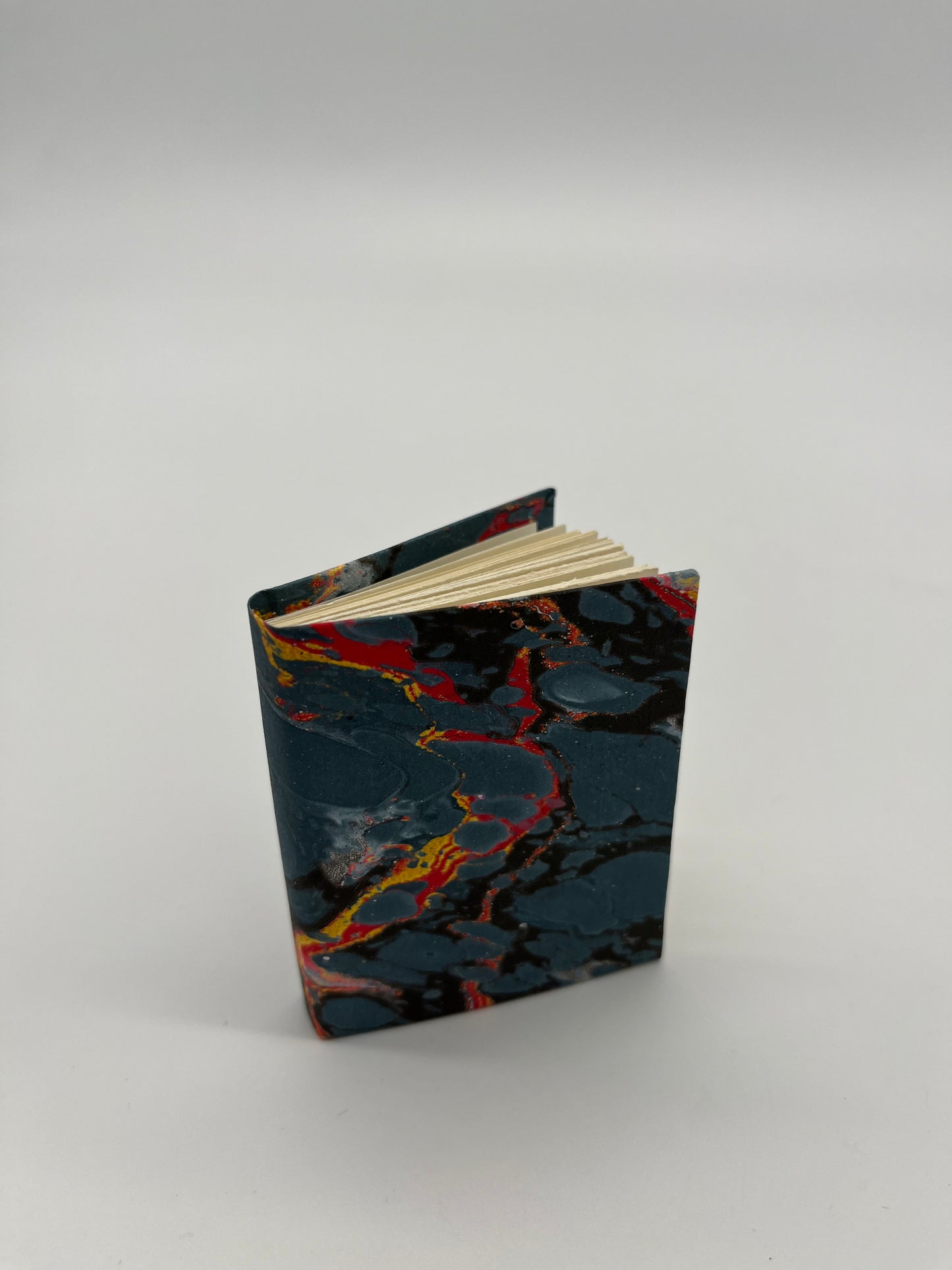 Small Blue & Red Stone Pattern Journal